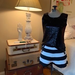 Banded Shorts with Zipper Detail